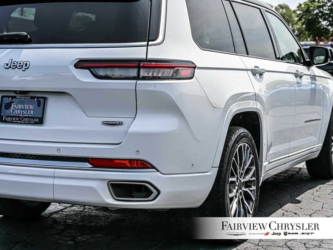 2024 Jeep Grand Cherokee L Summit RESERVE   5.7L HEMI   PANO ROOF   HEADS UP Photo