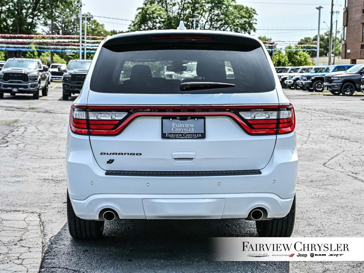 2022 Dodge Durango SXT BLACK TOP PKG   TRAILER TOW   POWER TAILGATE Photo