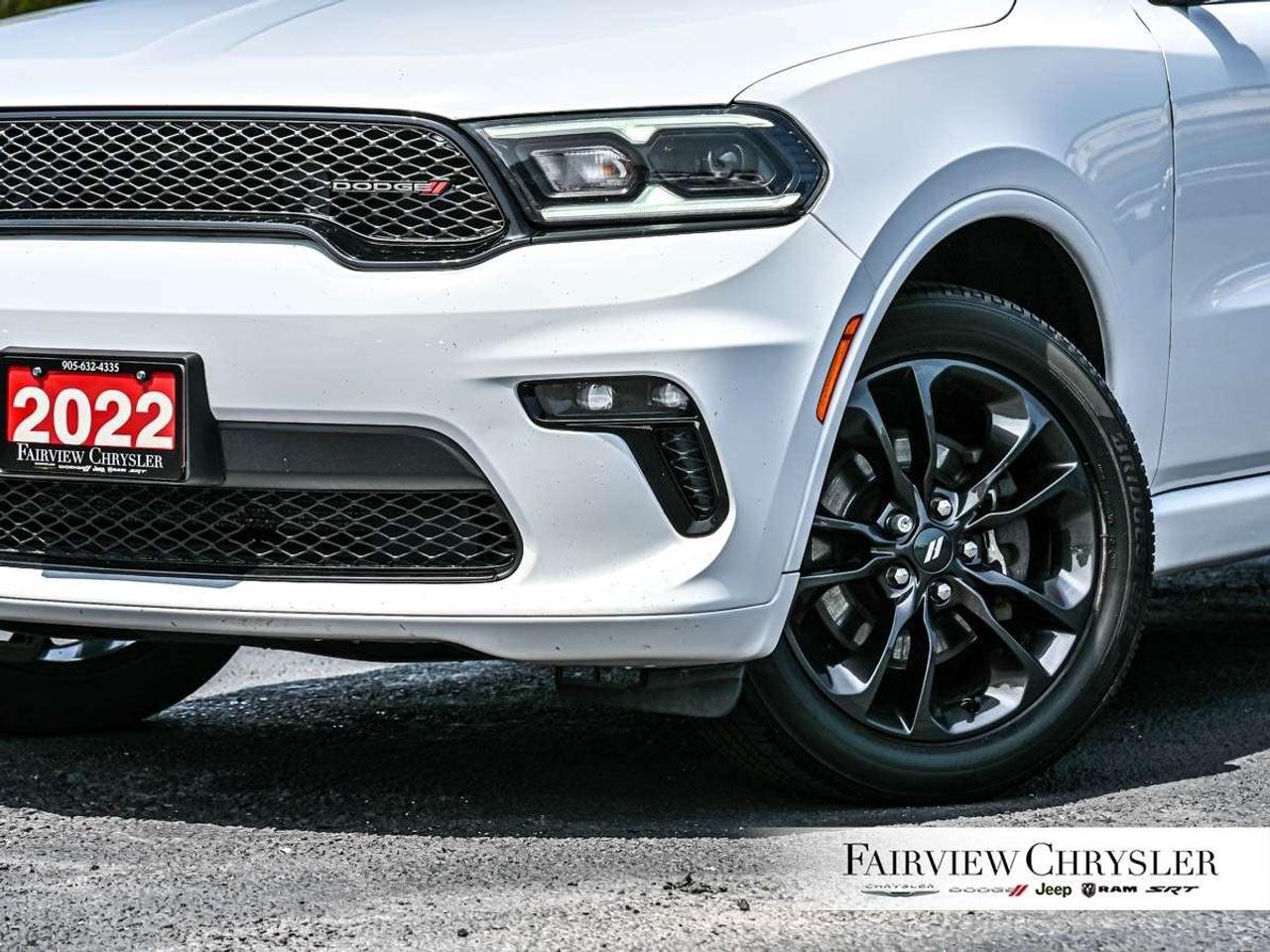 2022 Dodge Durango SXT AWD BLACK TOP PKG   TRAILER TOW   POWER TAILGATE   REMOTE START   NAV   CAPTAINS Photo