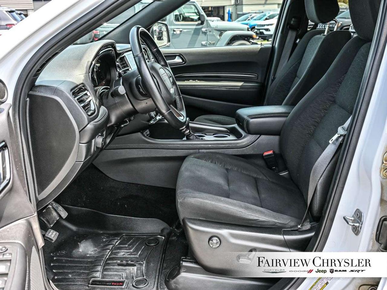 2022 Dodge Durango SXT AWD BLACK TOP PKG   TRAILER TOW   POWER TAILGATE   REMOTE START   NAV   CAPTAINS Photo