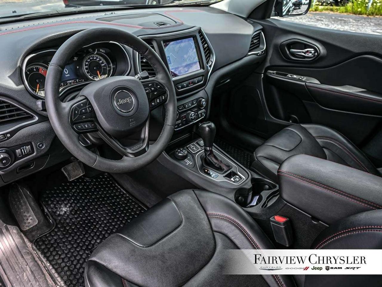 2023 Jeep Cherokee Trailhawk 4x4 ELITE   DUAL PANO ROOF   ALPINE   CARPLAY   TRAILER TOW   REMOTE START Photo