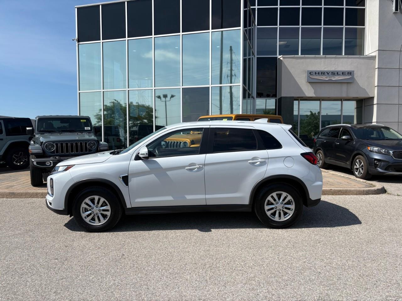 2024 Mitsubishi RVR SE 4dr AWC Photo