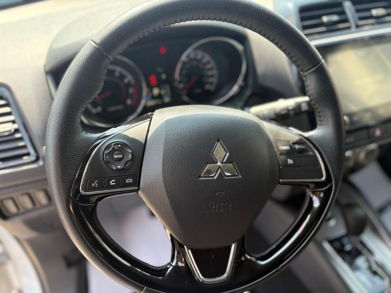 2024 Mitsubishi RVR SE 4dr AWC Photo
