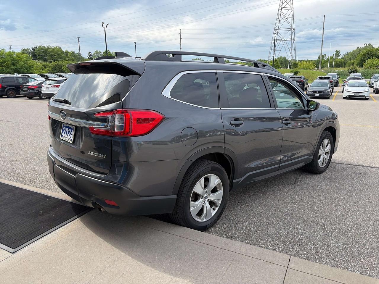 2024 Subaru ASCENT Convenience AWD CVT 8-Pass   Clean Carfax Photo4