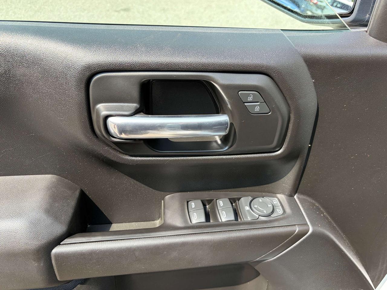 2023 GMC Sierra 1500 PRO Photo