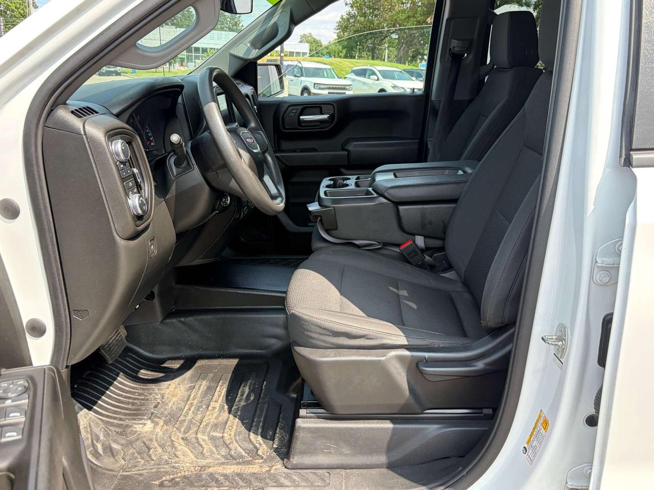 2023 GMC Sierra 1500 PRO Photo