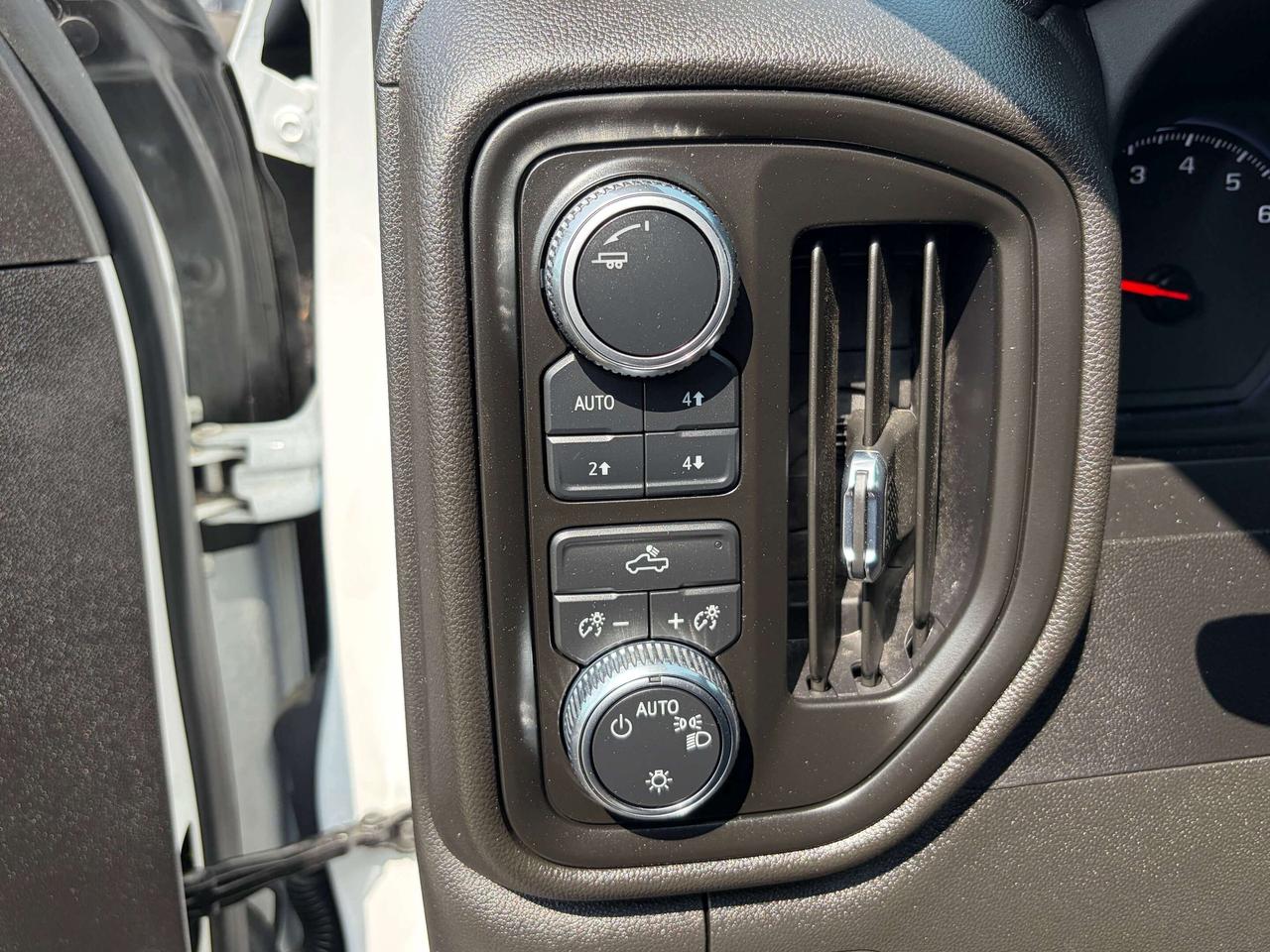 2023 GMC Sierra 1500 PRO Photo