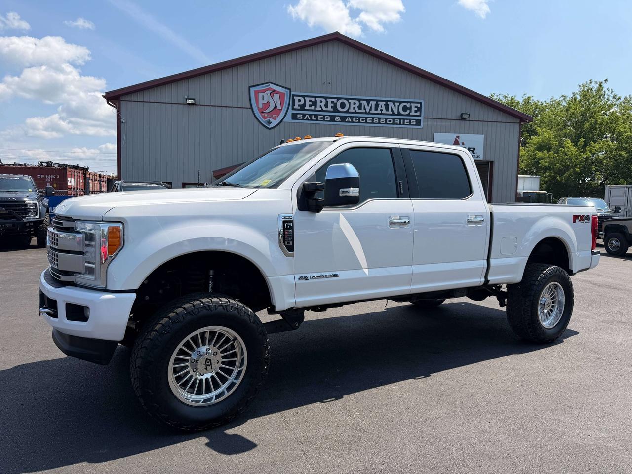 2019 Ford F-250 Platinum Photo