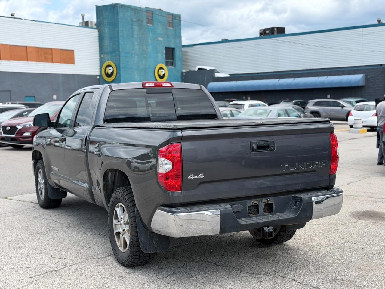2018 Toyota Tundra SR5 Photo