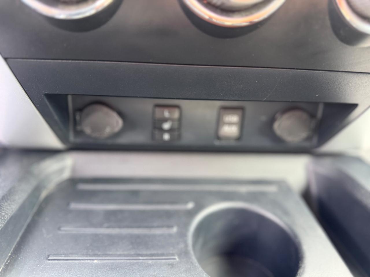 2018 Toyota Tundra SR5 Photo