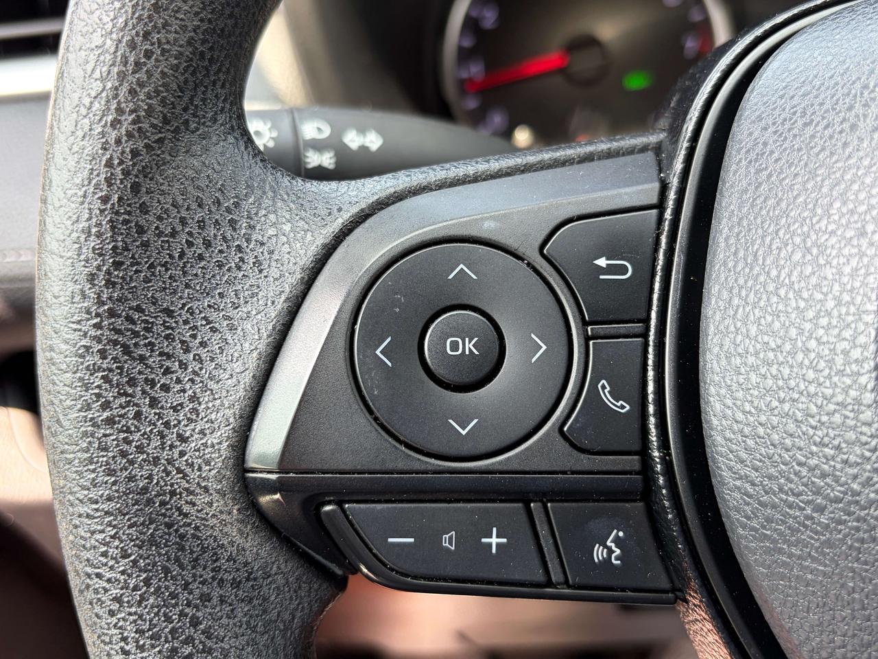 2021 Toyota RAV4 LE AWD   CLEAN CARFAX Photo