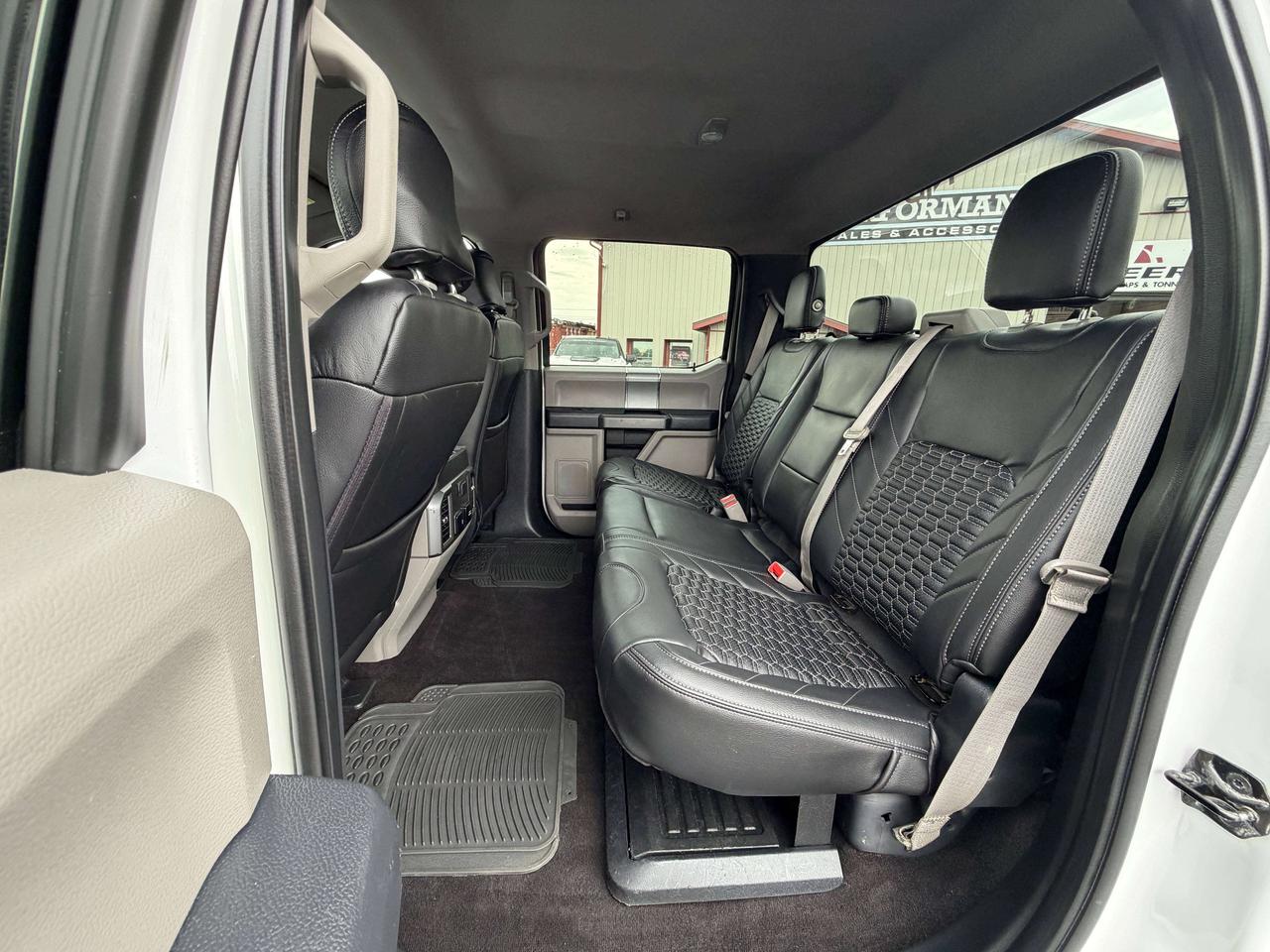 2017 Ford F-350 XLT Photo