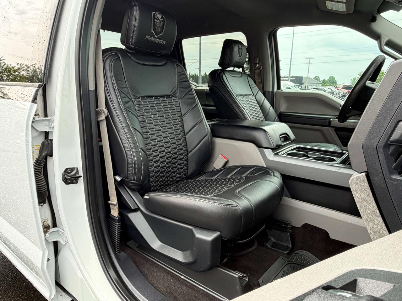 2017 Ford F-350 XLT Photo