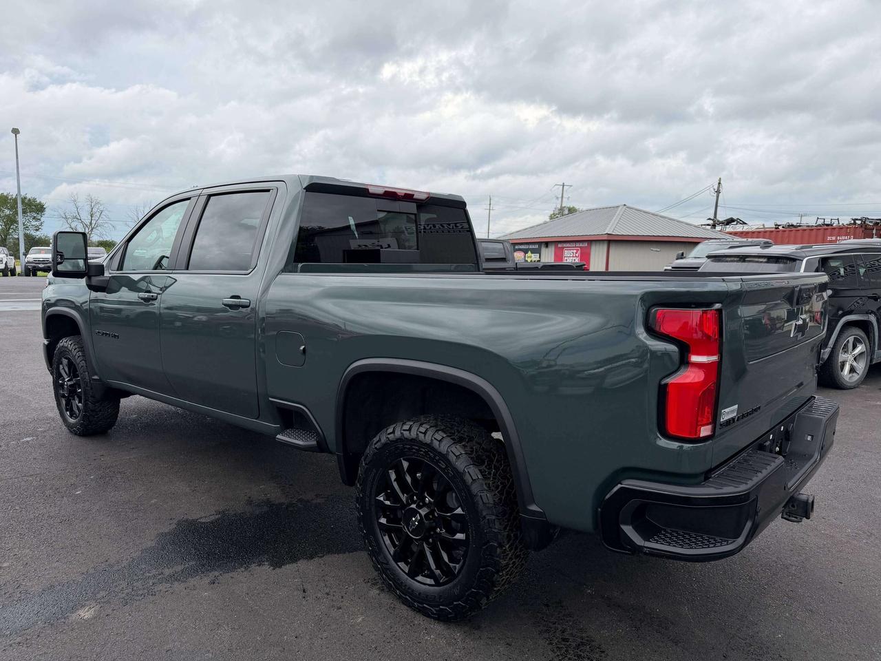 2025 Chevrolet Silverado 2500 LT Photo