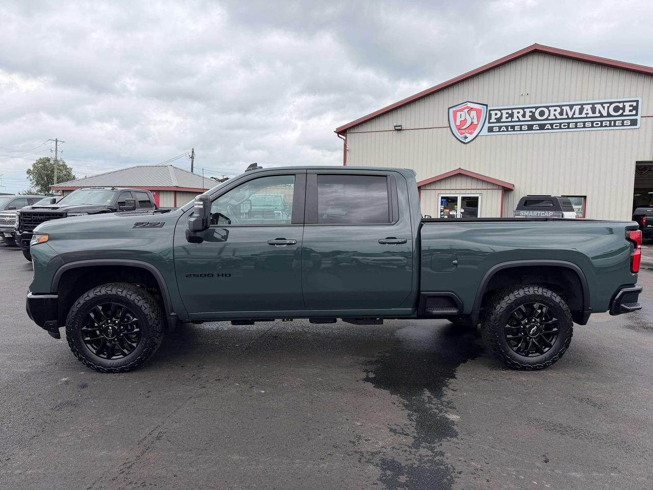 2025 Chevrolet Silverado 2500 LT Photo
