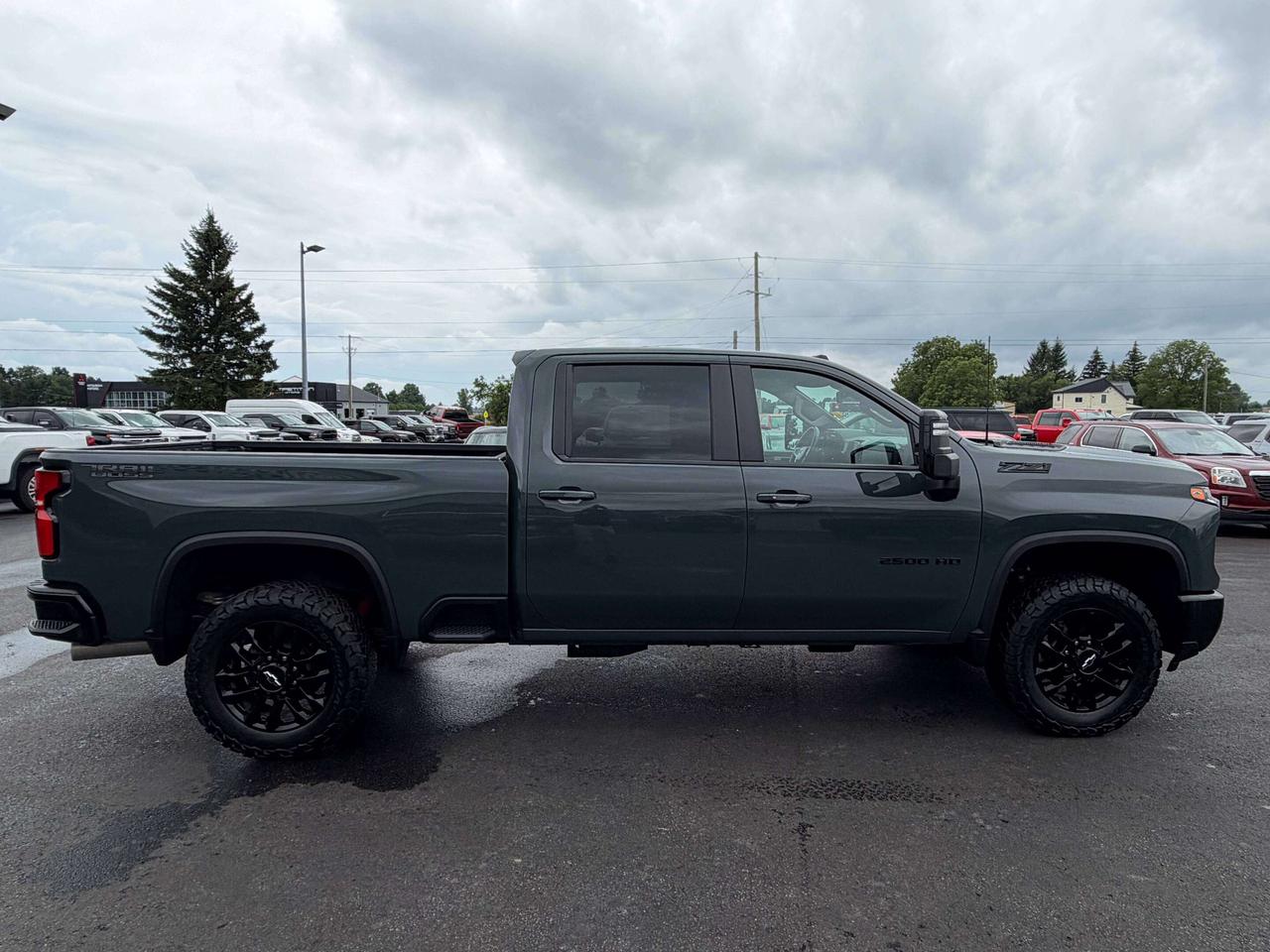 2025 Chevrolet Silverado 2500 LT Photo