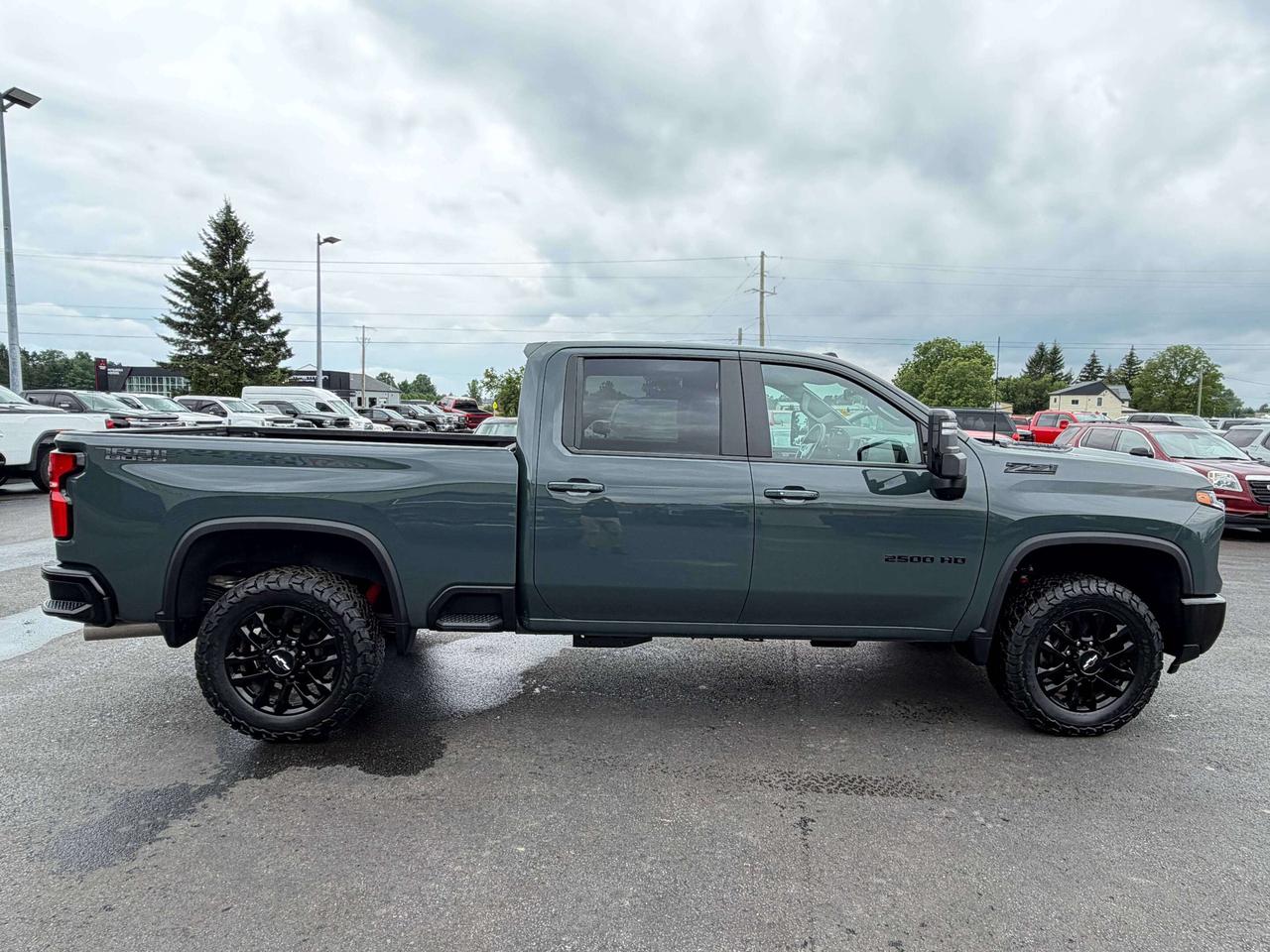 2025 Chevrolet Silverado 2500 LT Photo