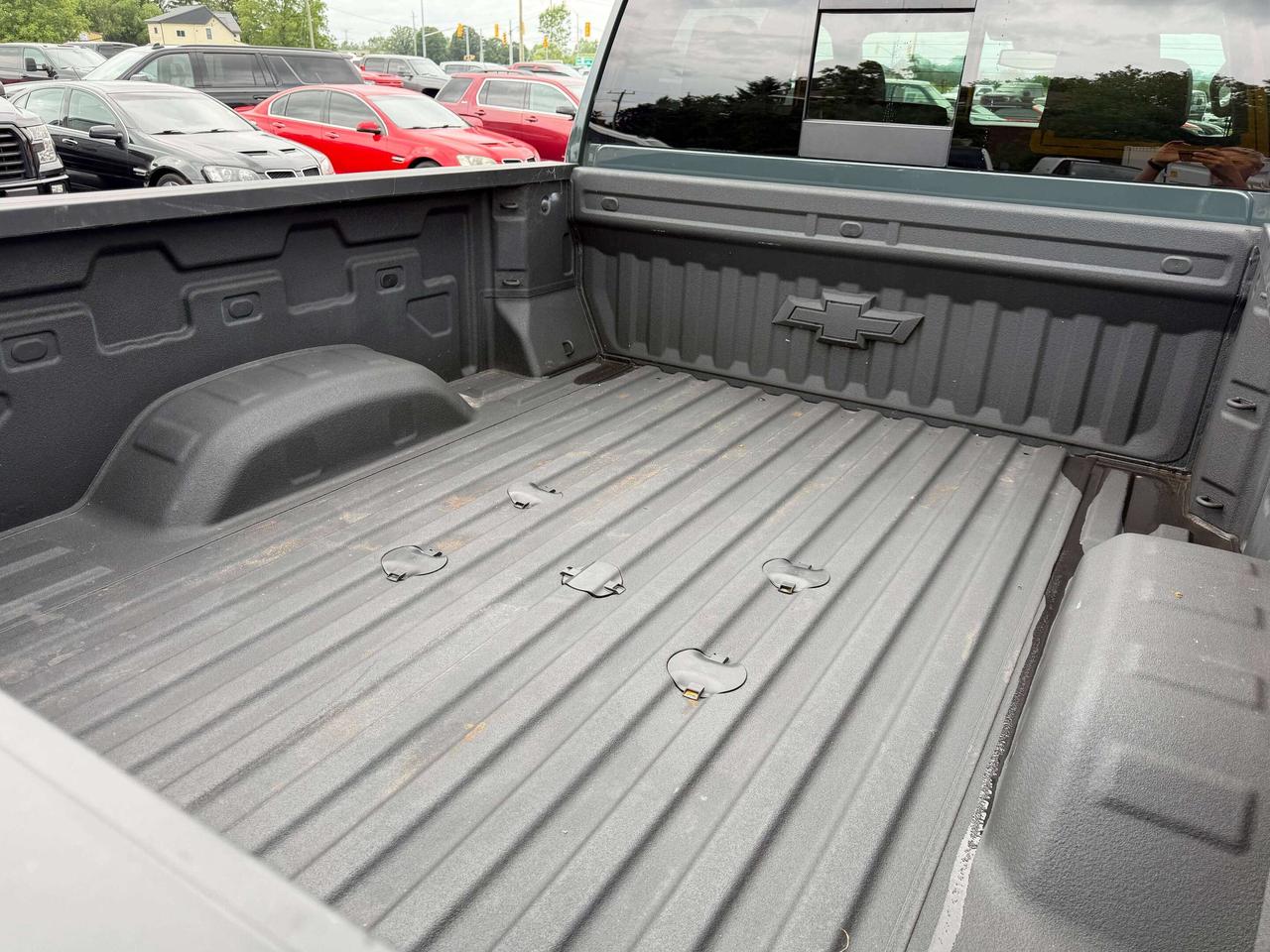 2025 Chevrolet Silverado 2500 LT Photo