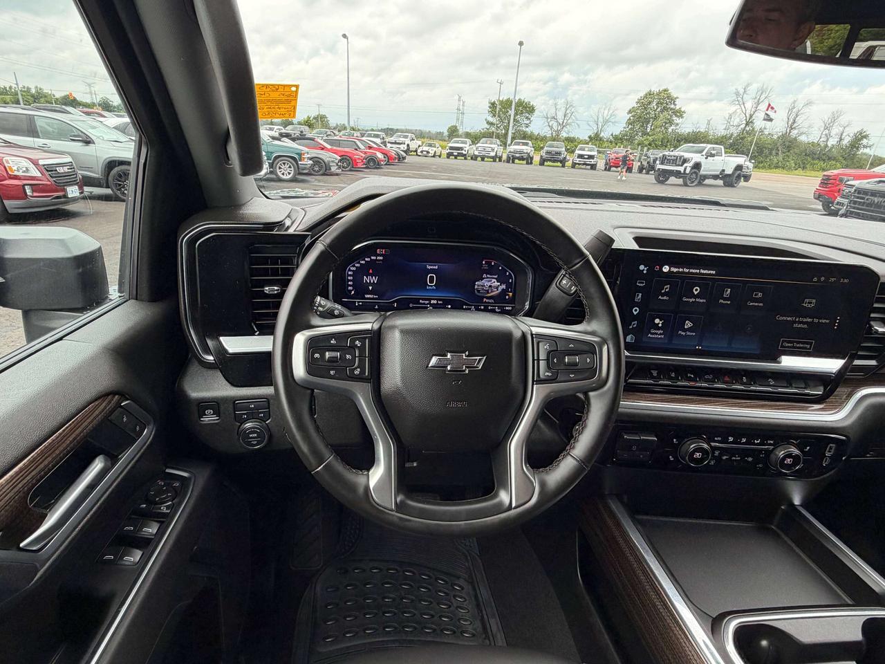 2025 Chevrolet Silverado 2500 LT Photo