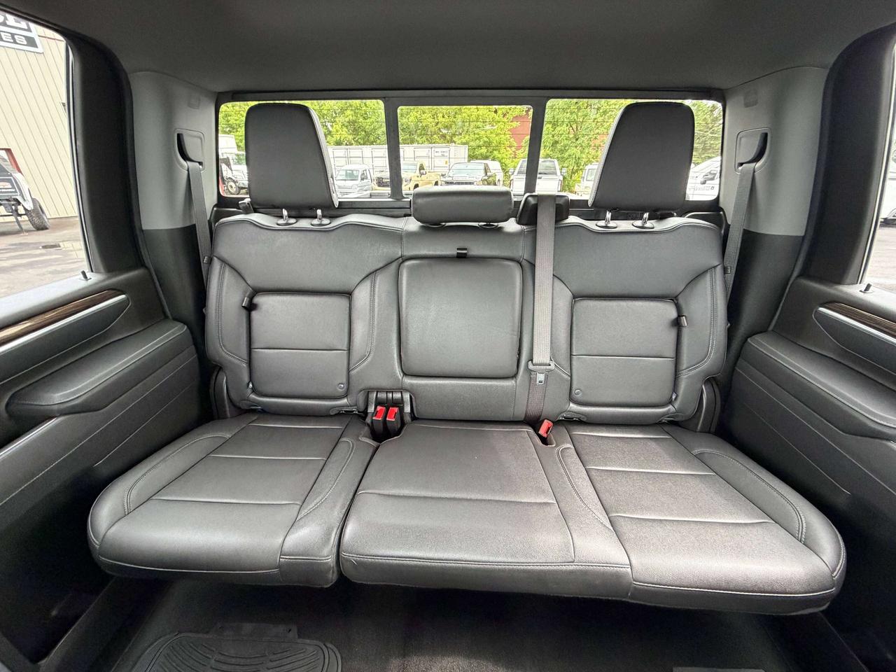 2025 Chevrolet Silverado 2500 LT Photo