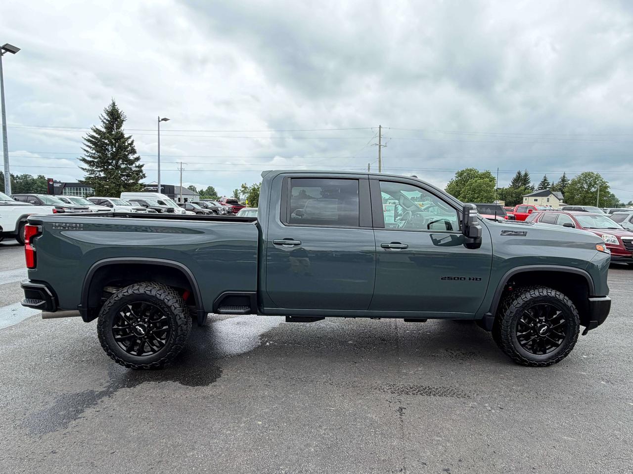 2025 Chevrolet Silverado 2500 LT Photo
