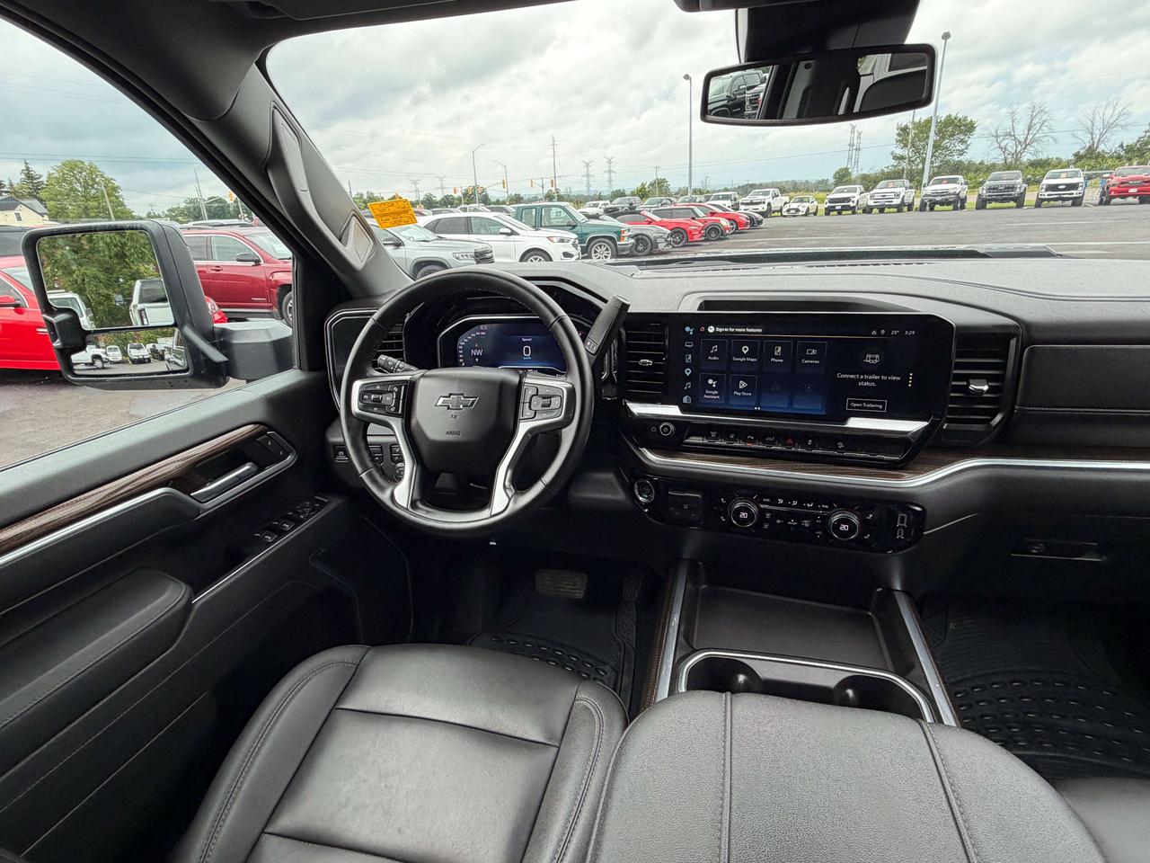 2025 Chevrolet Silverado 2500 LT Photo