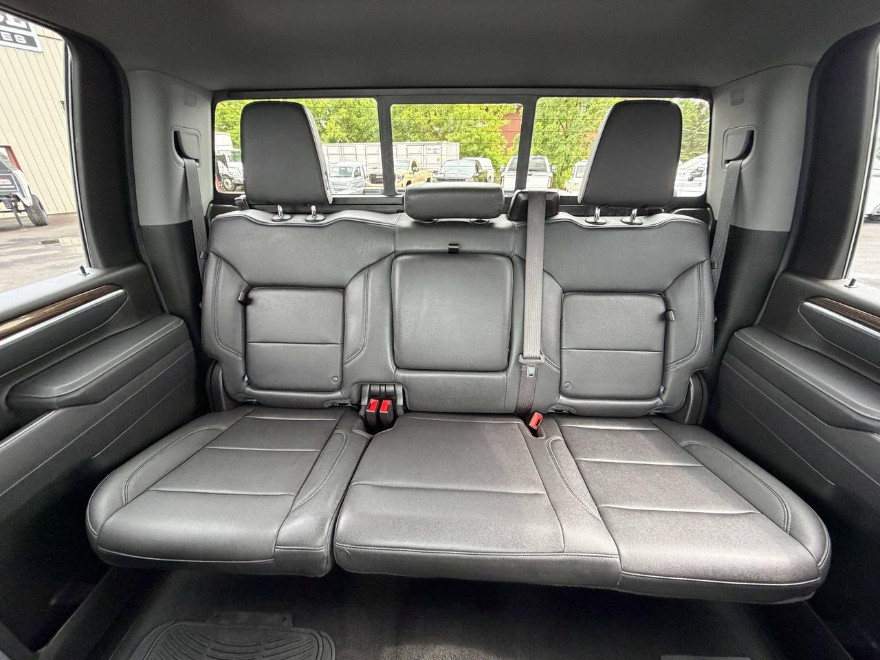 2025 Chevrolet Silverado 2500 LT Photo