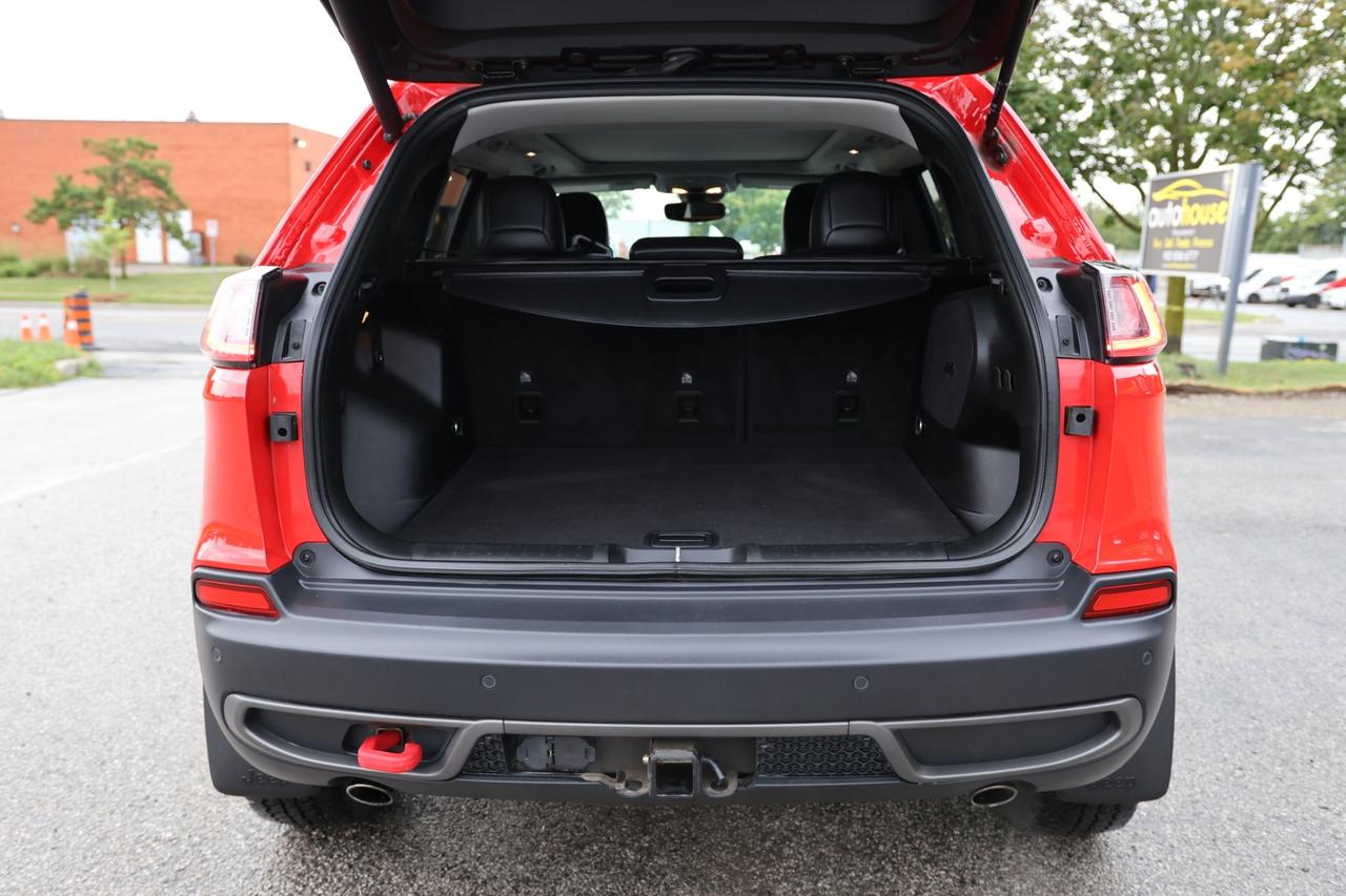 2019 Jeep Cherokee TRAILHAWK-ELITE-4WD-R STARTER/ADAPT CRUISE/NAV/BCA Photo