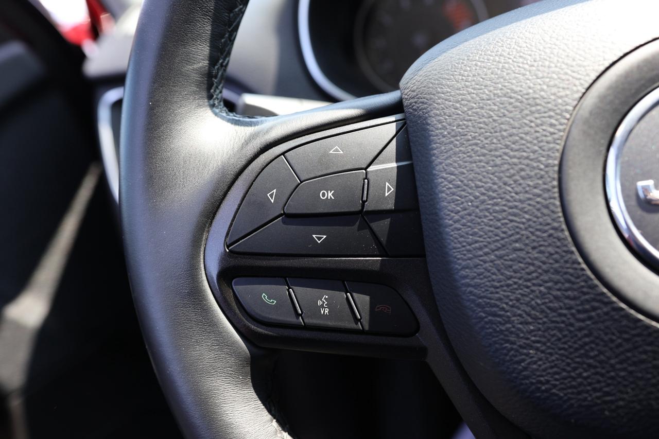 2019 Jeep Cherokee TRAILHAWK-ELITE-4WD-R STARTER/ADAPT CRUISE/NAV/BCA Photo