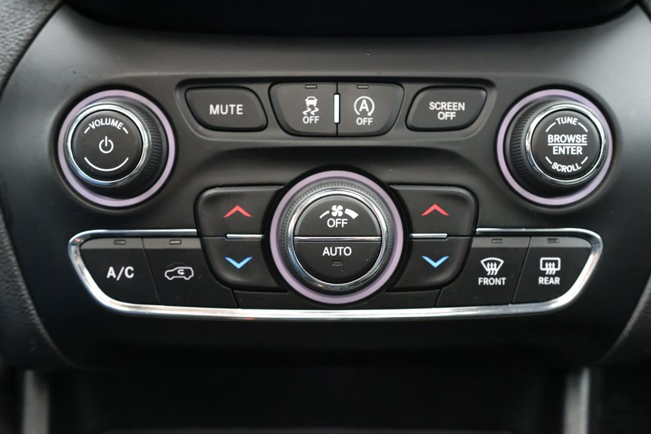 2019 Jeep Cherokee TRAILHAWK-ELITE-4WD-R STARTER/ADAPT CRUISE/NAV/BCA Photo