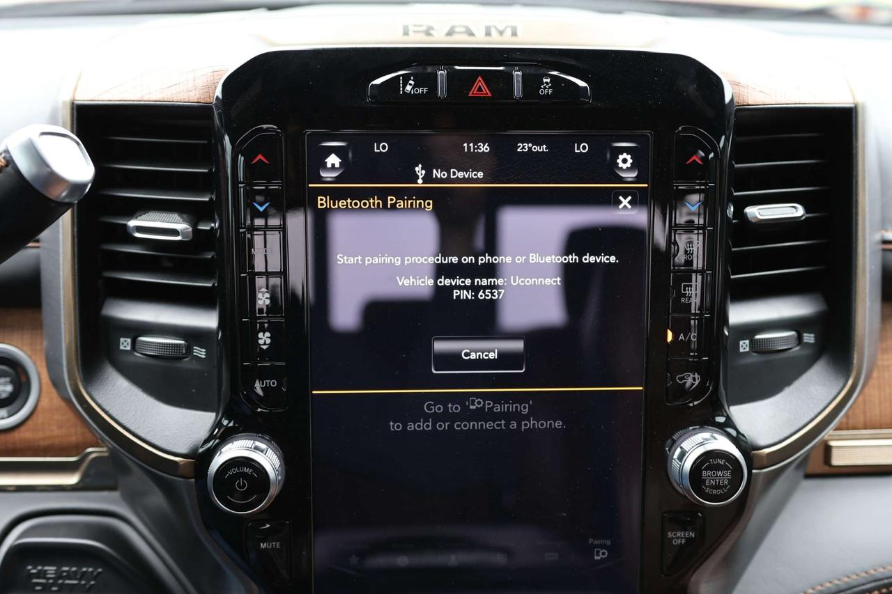 2021 RAM 2500 LONG HORN-LIMITED-4WD-6.7 TURBO DIESEL-R STARTER/ADAPT CRUISE/NAV/360 CAM/BLIS/LEATHER/H&C SEATS/KEYLESS/SUNROOF Photo