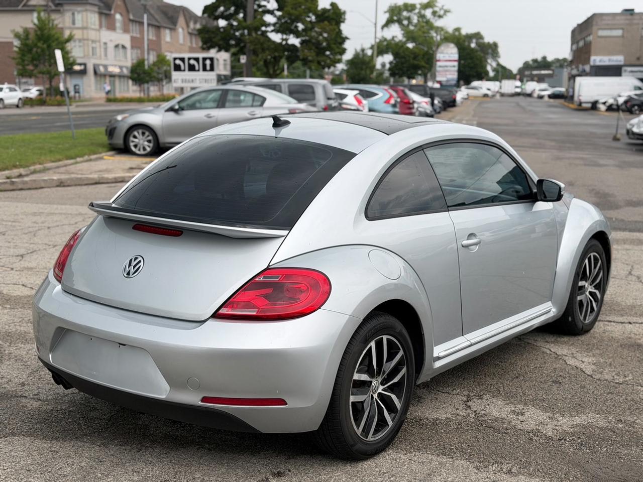 2015 Volkswagen Beetle COMFORTLINE Photo