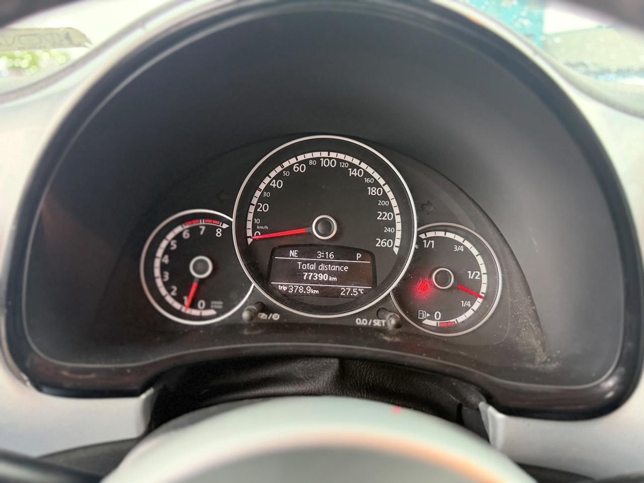 2015 Volkswagen Beetle COMFORTLINE Photo