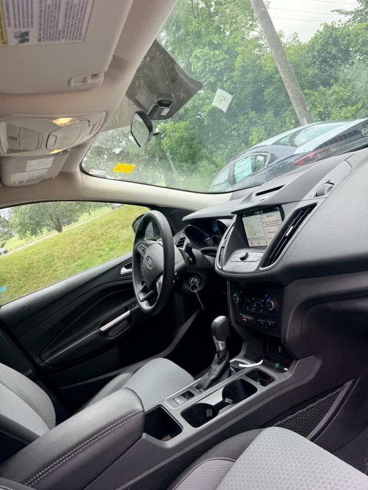 2017 Ford Escape SE 4dr 4x4 Photo