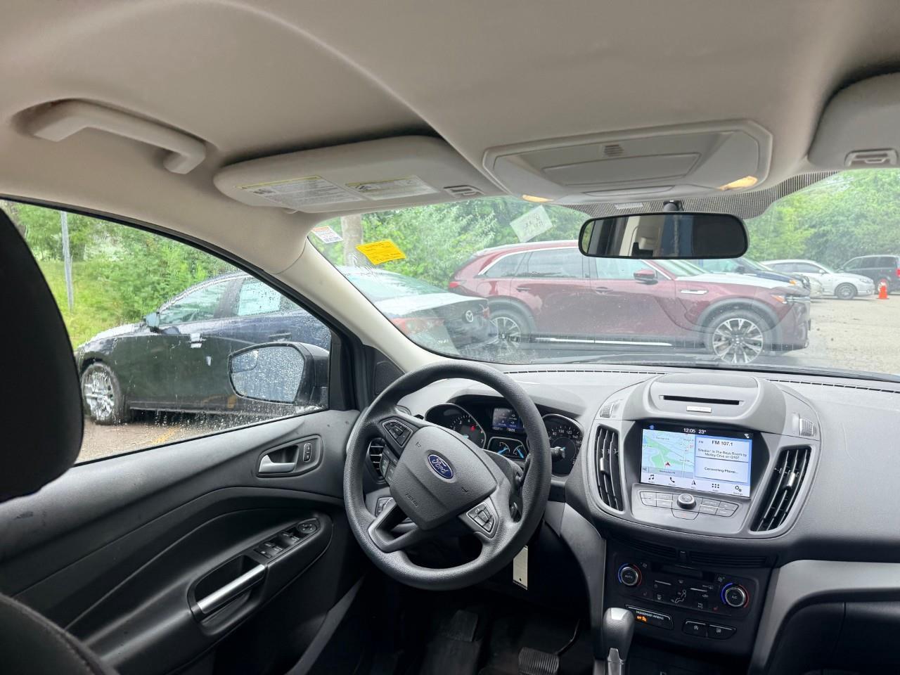 2017 Ford Escape SE 4dr 4x4 Photo