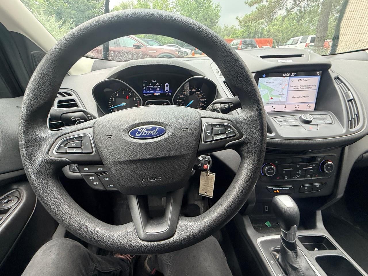 2017 Ford Escape SE 4dr 4x4 Photo