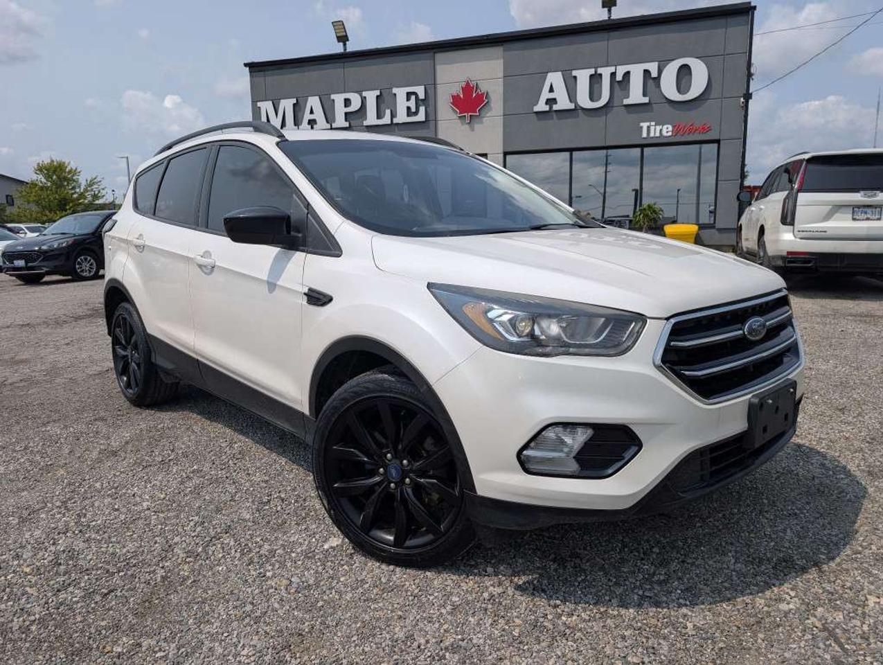 2018 Ford Escape SE  AWD   NAV   CAMERA   HTS SEATS Photo3