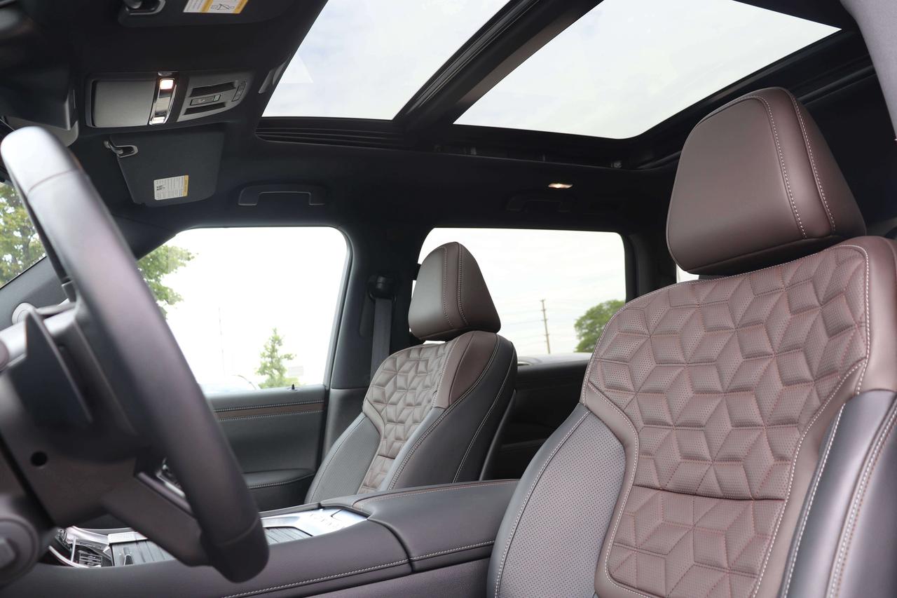 2026 Nissan Armada Platinum 1Owner No Accident Loaded 360Cam Klipsch Photo