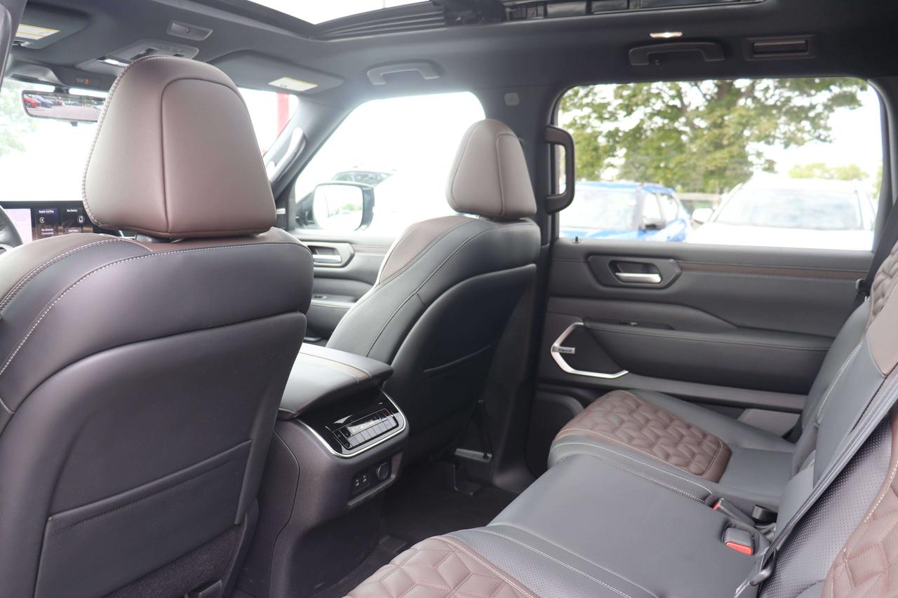 2026 Nissan Armada Platinum 1Owner No Accident Loaded 360Cam Klipsch Photo