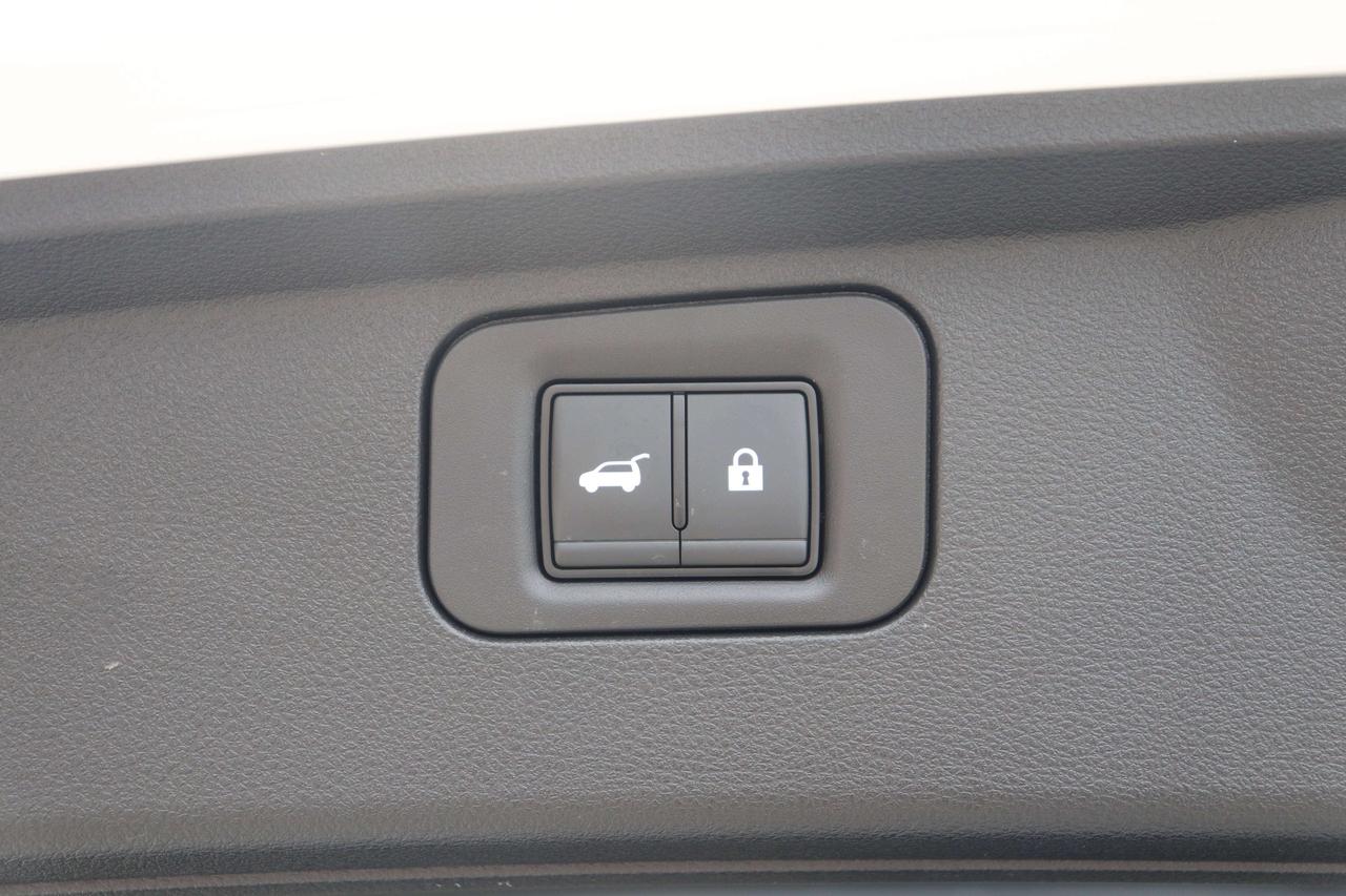 2026 Nissan Armada Platinum 1Owner No Accident Loaded 360Cam Klipsch Photo