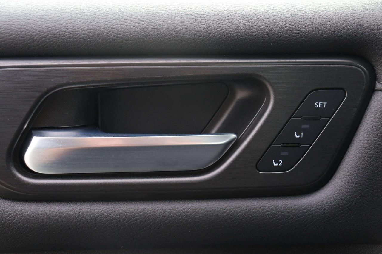 2026 Nissan Armada Platinum 1Owner No Accident Loaded 360Cam Klipsch Photo