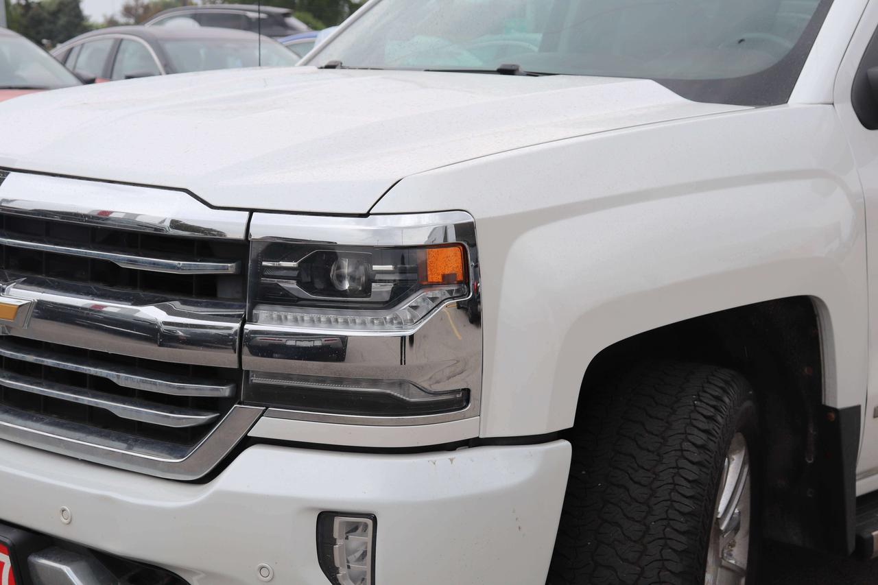 2017 Chevrolet Silverado 1500 FULLY SAFTIED CERTIFIED Photo