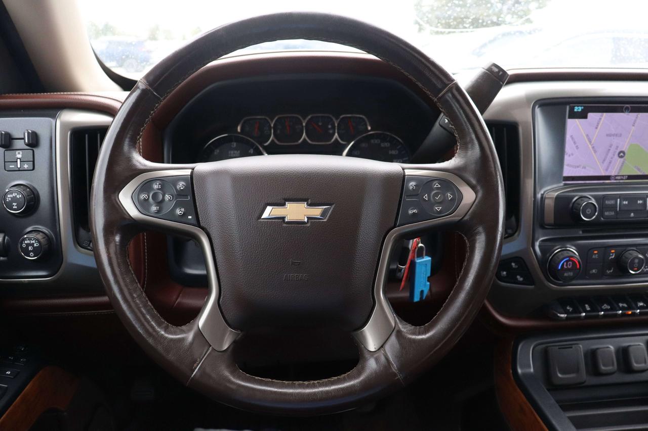 2017 Chevrolet Silverado 1500 FULLY SAFTIED CERTIFIED Photo