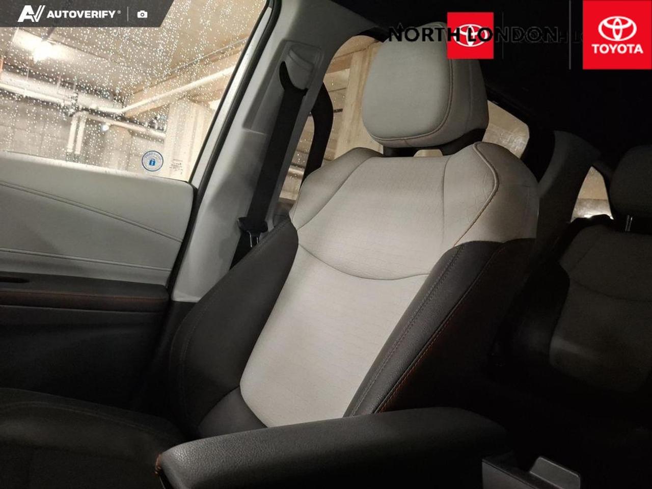 2023 Toyota Sienna XSE 7-Passenger 4dr Front-Wheel Drive Passenger Van Photo