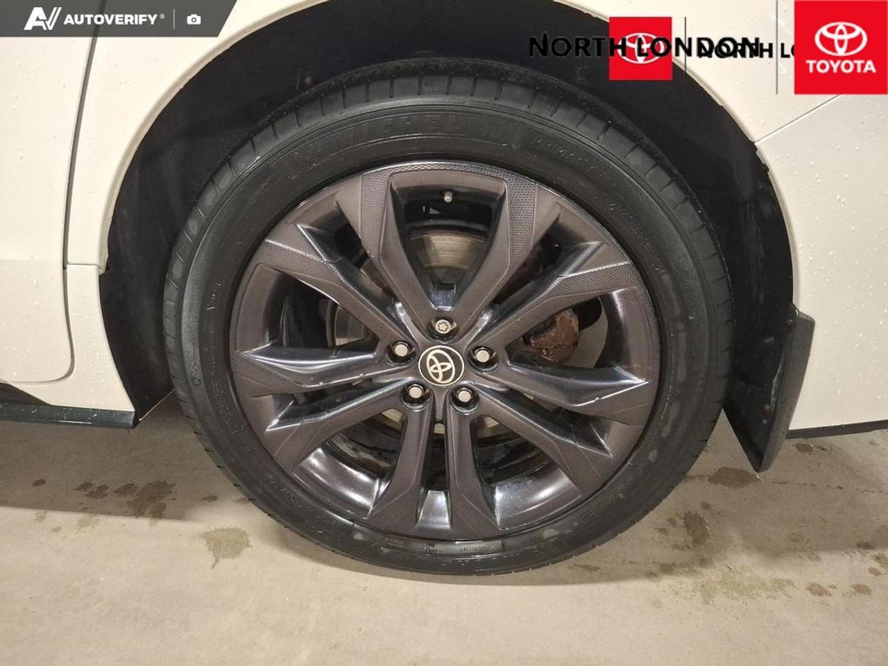 2023 Toyota Sienna XSE 7-Passenger 4dr Front-Wheel Drive Passenger Van Photo