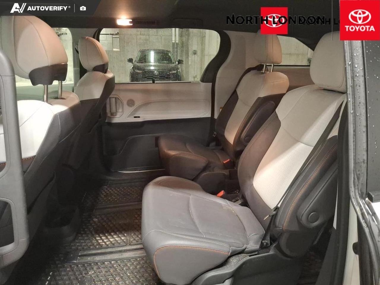 2023 Toyota Sienna XSE 7-Passenger 4dr Front-Wheel Drive Passenger Van Photo
