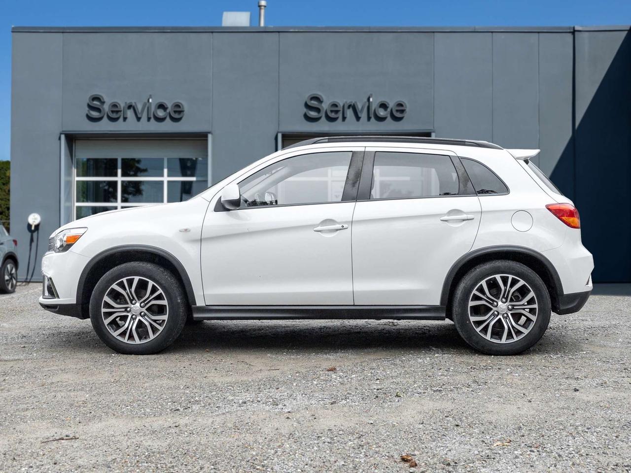 2018 Mitsubishi RVR SE LTD AWC   TRADE IN   AS IS Photo
