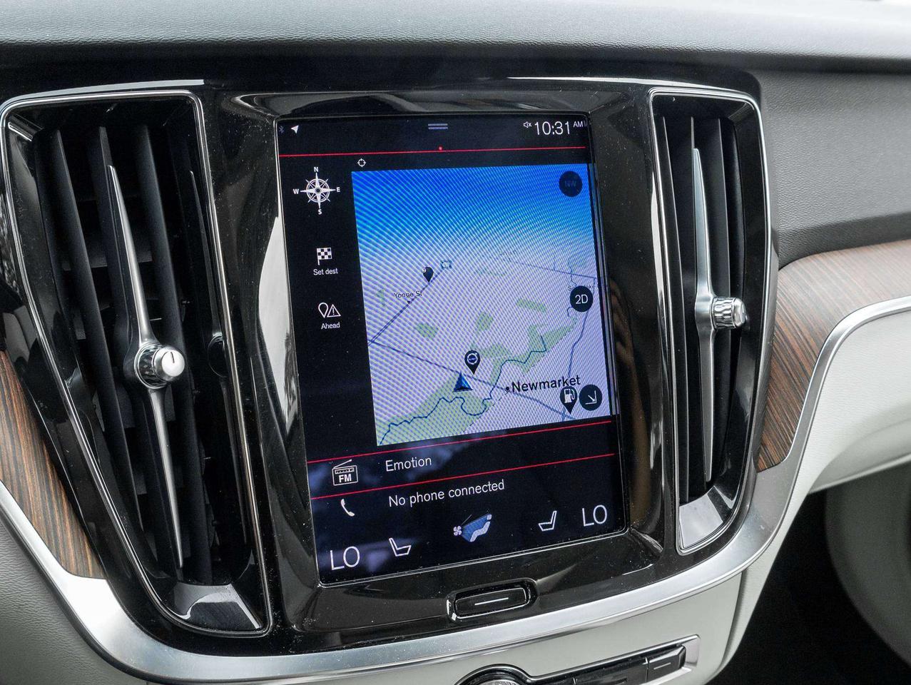 2022 Volvo S60 Momentum Photo