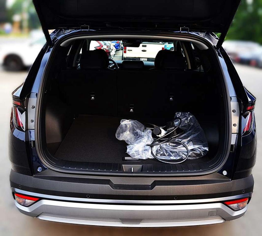 2026 Hyundai Tucson ULTIMATE EDITION AWD HYBRID+ Plug In Electric Photo