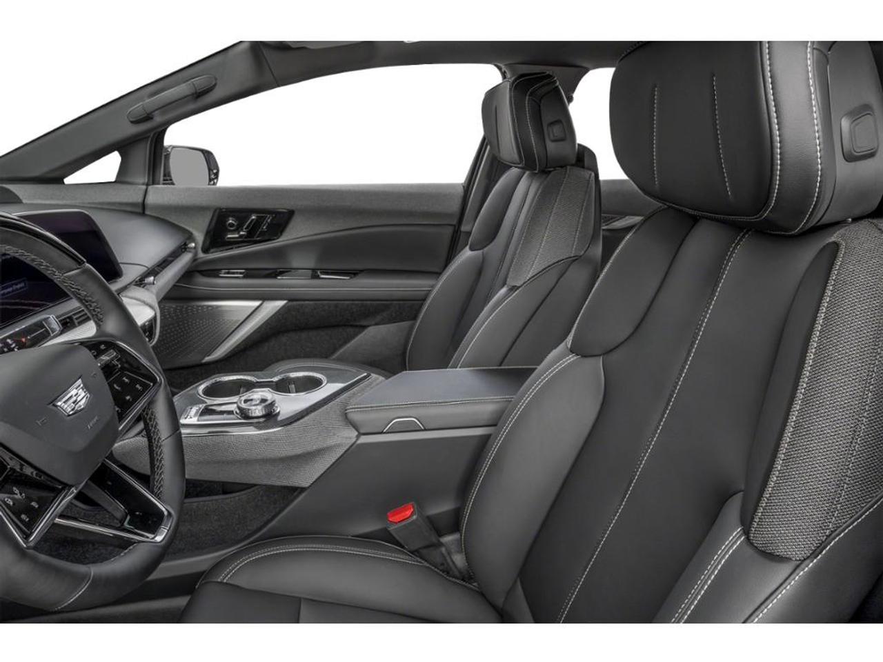 2027 Cadillac OPTIQ Luxury 4dr Photo